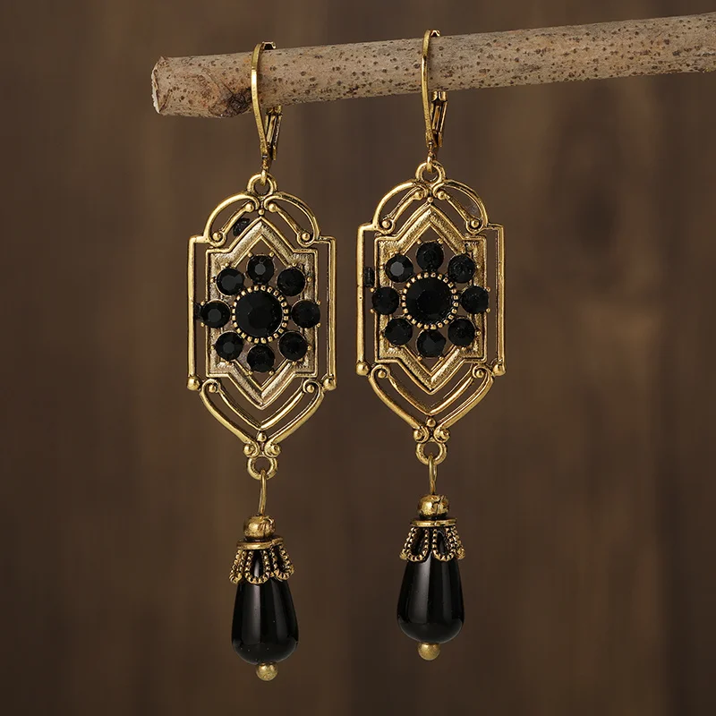 Charm™ | 復古黑水晶耳環